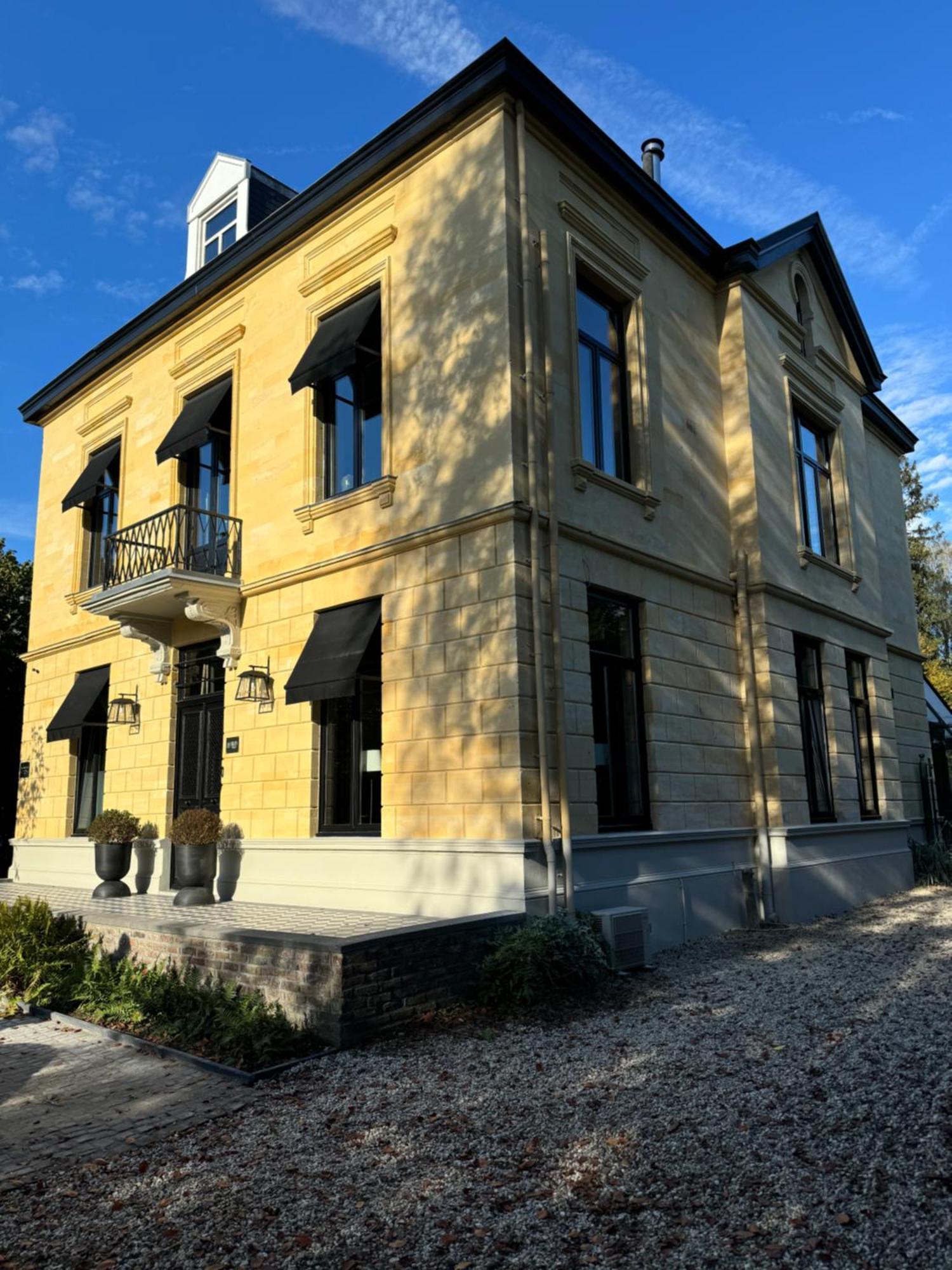 Villa V Petit Hotel 法尔肯堡 外观 照片